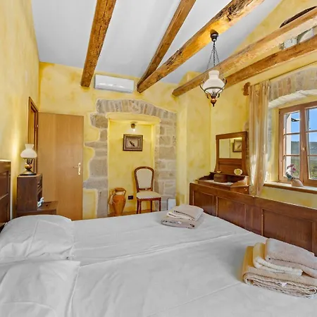 Villa Franz Krbune Potpićan